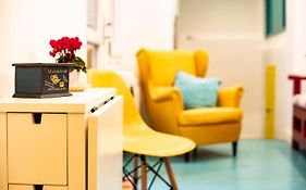 Trastevere Colorful Apartment With Terrace!