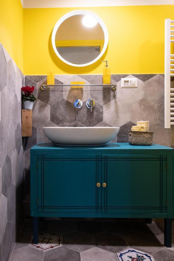 Trastevere Colorful Apartment With Terrace! Rome Exterior photo