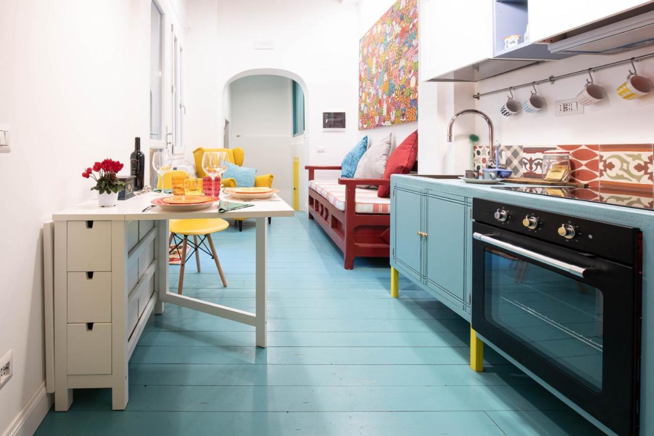 Trastevere Colorful Apartment With Terrace! Rome Exterior photo
